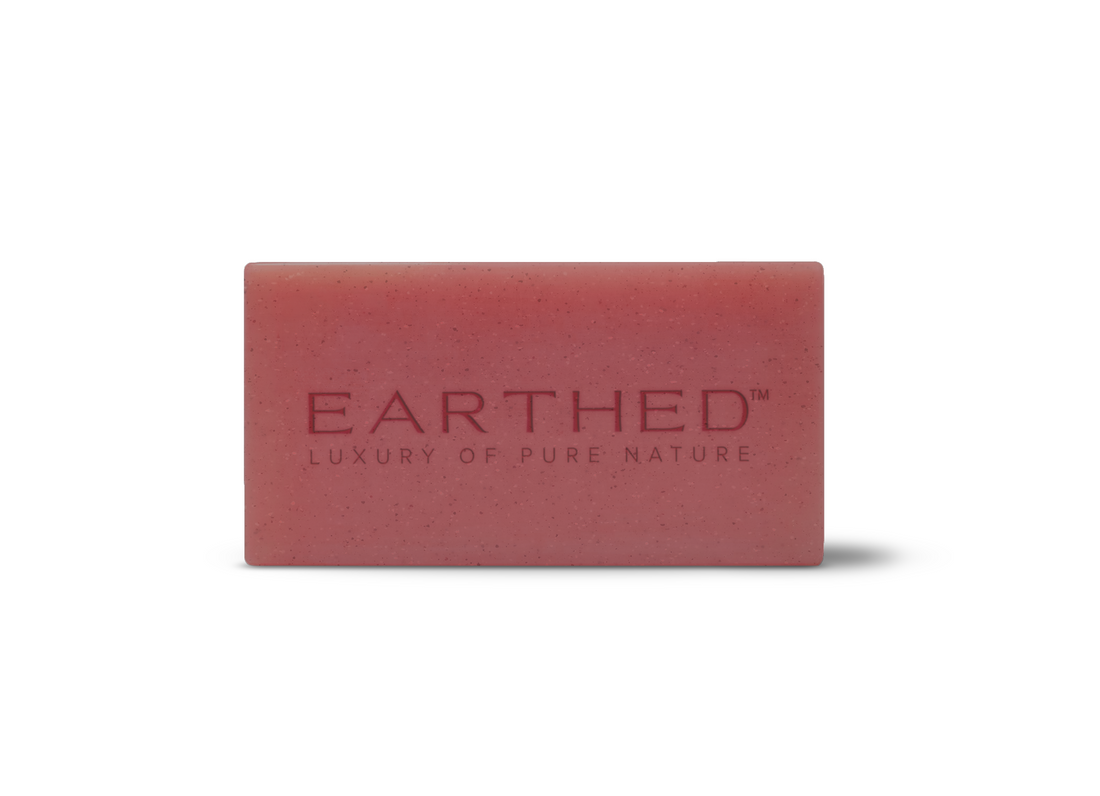 HIMALAYAN RHUBARB, ROSE GERANIUM &amp; SANDALWOOD